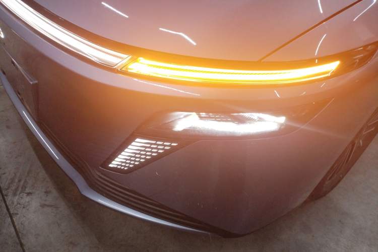 Used Nissan N6 2026 Model 180 Max
