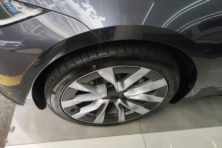 Used Tesla Model 3 2023 Rear-Wheel-Drive Version