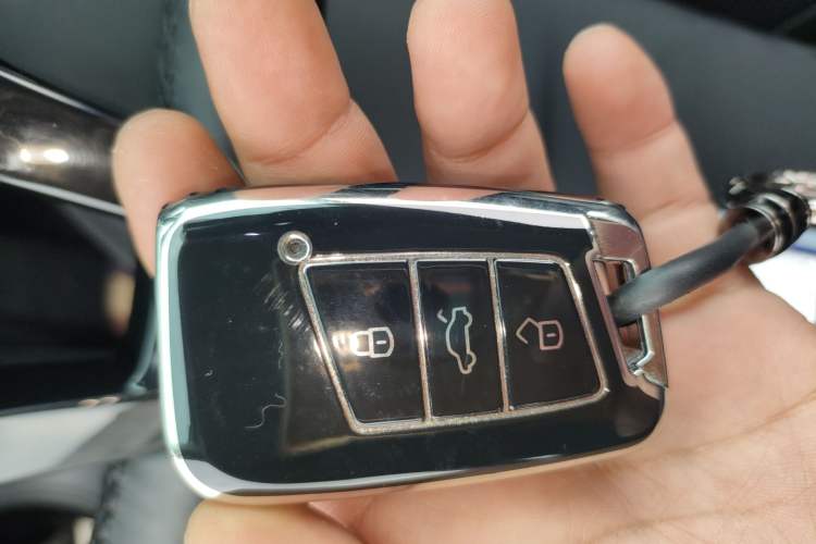 Used Volkswagen Passat 2020 330TSI Luxury Edition China VI