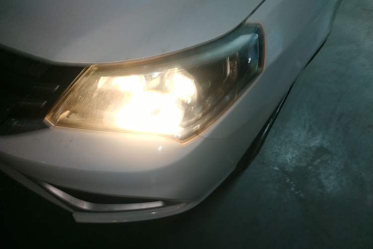 Used Geely Auto Diamond 2016 1.5L Manual Entry-Level Trim