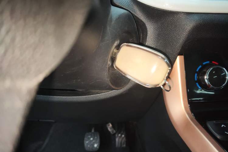 Used Dongfeng NAMMI BOX 2022 Chasing Wind Edition 331KM Advanced Model
