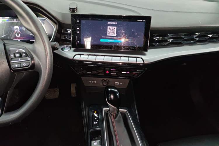 Used MG 5 2023 180 DVVT CVT Luxury Edition
