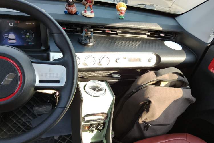 Used Wuling Hongguang MINIEV 2022 GAMEBOY 300km Play Edition Lithium Iron Phosphate
