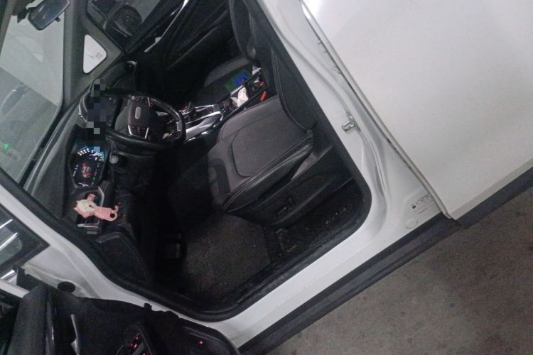 Used SAIC MAXUS EUNIQ 5 2020 1.3T PLUG-IN Luxury Edition