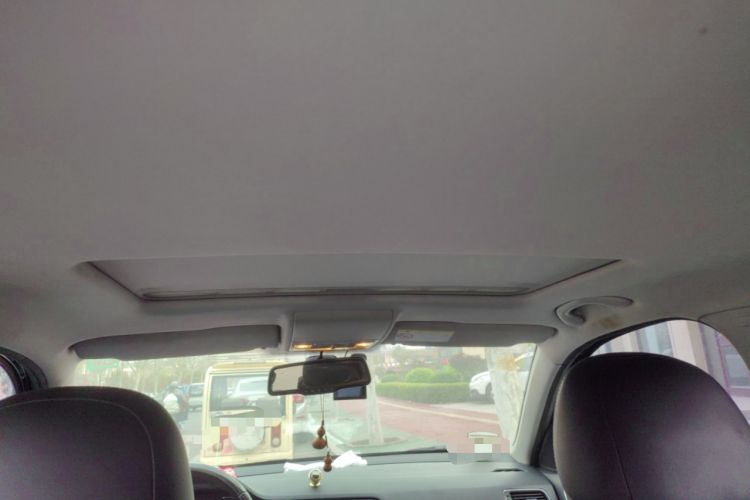 Used Volkswagen Lavida 2015 1.6L Manual Comfort Edition