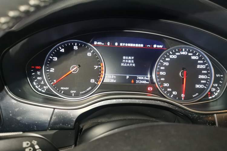 Used Audi A6L 2018 30th Anniversary Edition 35 TFSI Fashion Model
