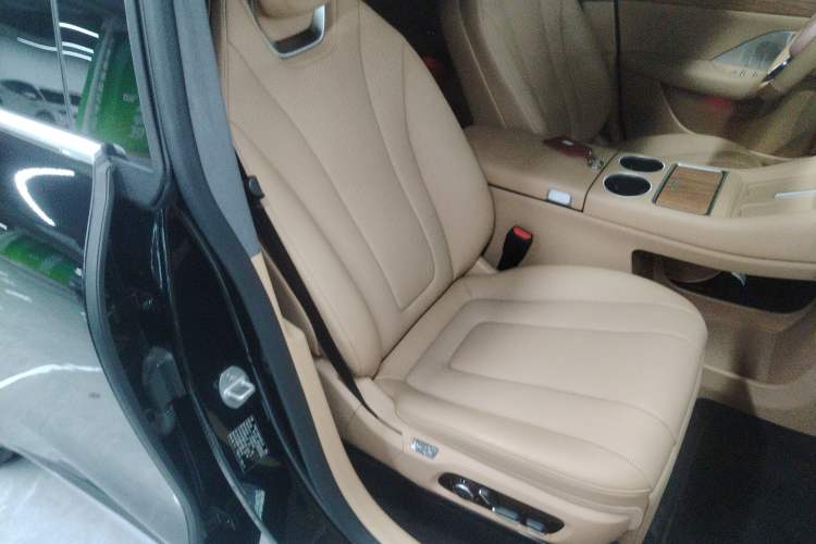 Used Hima Luxeed R7 2024 Pure Electric 667km Pro
