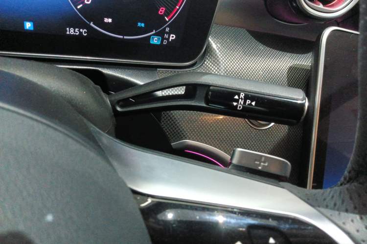 Used Mercedes-Benz C-Class 2024 Restyled C 260 L Sport Edition Gear Lever