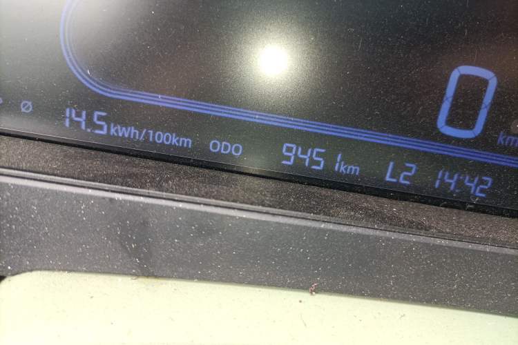 Used Geely Galaxy Panda 2025 210km Panda Rider Odometer Close Up