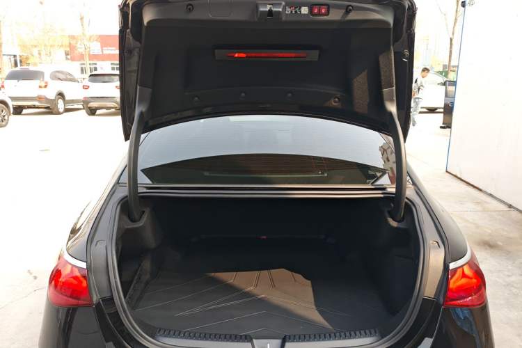 Used Mercedes-Benz E-Class 2025 E 300 L Luxury Model
