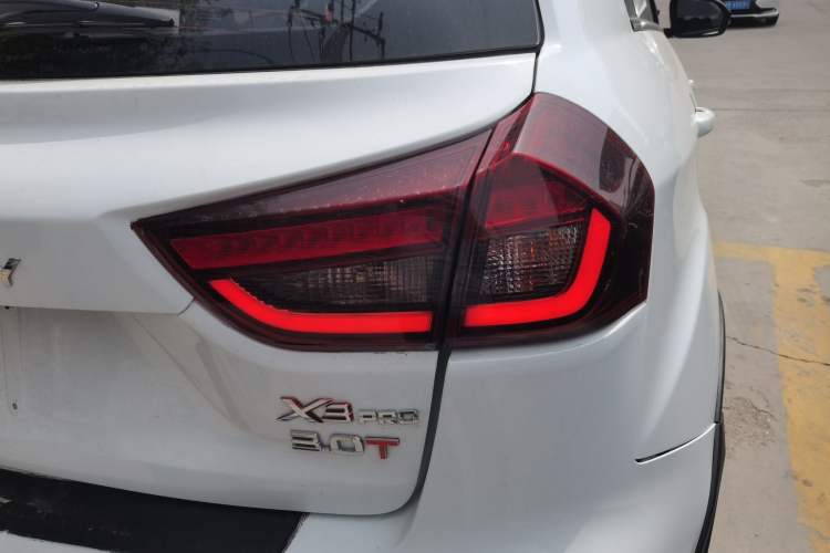 Used Geely Auto Vision X3 2021 PRO 1.5L CVT Deluxe Model
