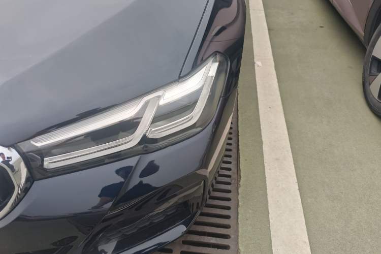 Used BMW 5 Series 2022 Restyled 530Li Leading Edition M Sport Package
