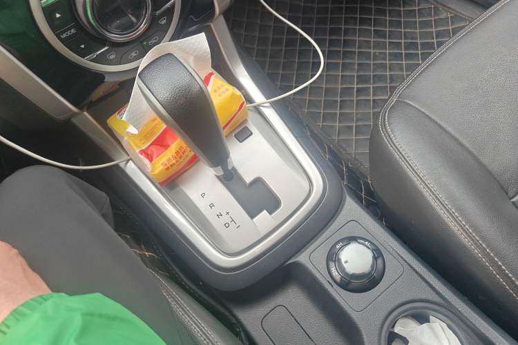 Used Isuzu mu-X 2017 3.0T Four-Wheel Drive Automatic Luxury 7-Seater China V Emission Standard
