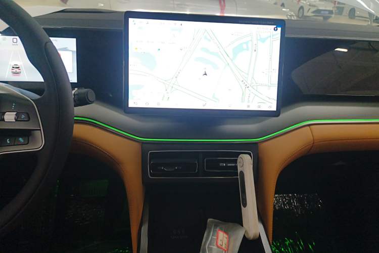 Used BYD Song L DM-i 2024 112 km Beyond Edition
