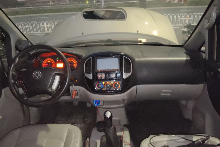 Used FORTHING Lingzhi 2016 M3 1.6L 7-Seater Luxury Model China V Standard
