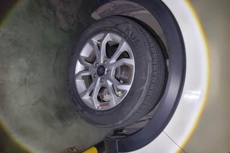 Used Haval H2s 2017 Red-Label 1.5T Dual-Clutch Elite Model Right Front Wheel Hub