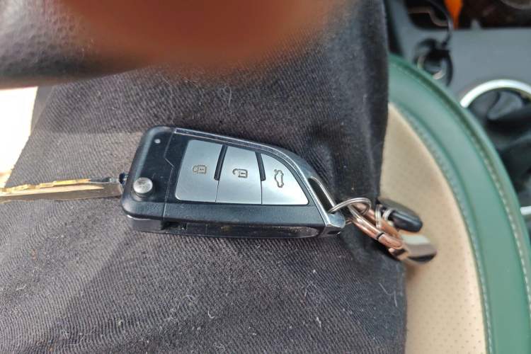 Used Suzuki Swift 2013 1.3L Manual Value Edition
