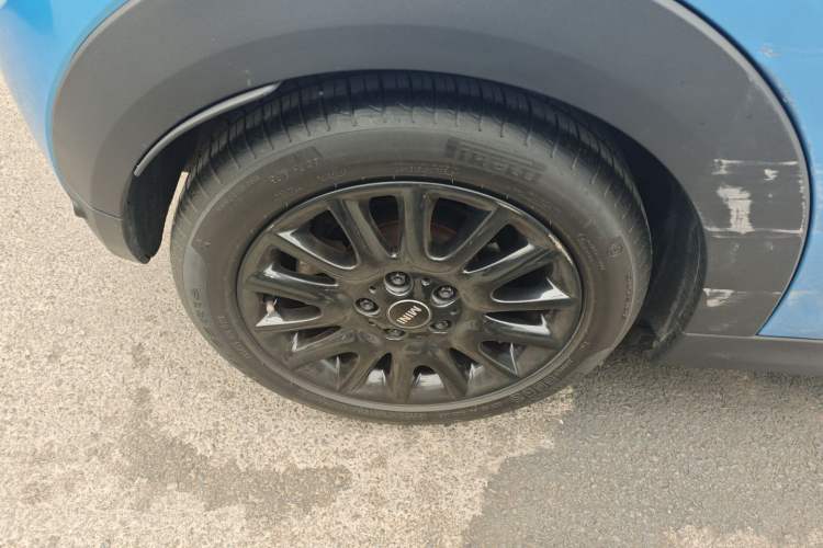 Used MINI 2014 1.5T COOPER Fun Right Rear Wheel Hub