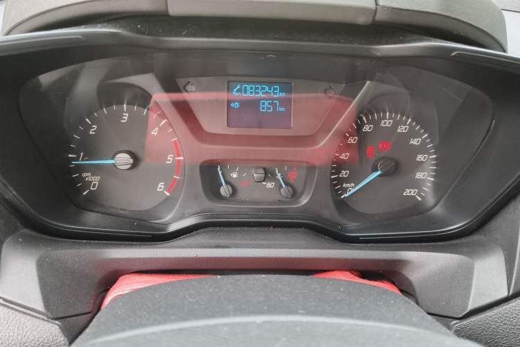 Used Ford Transit 2019 2.0T Diesel Multi-Purpose Commercial Vehicle Mid-Drive Mid-Roof 6-Seater China VI Standard