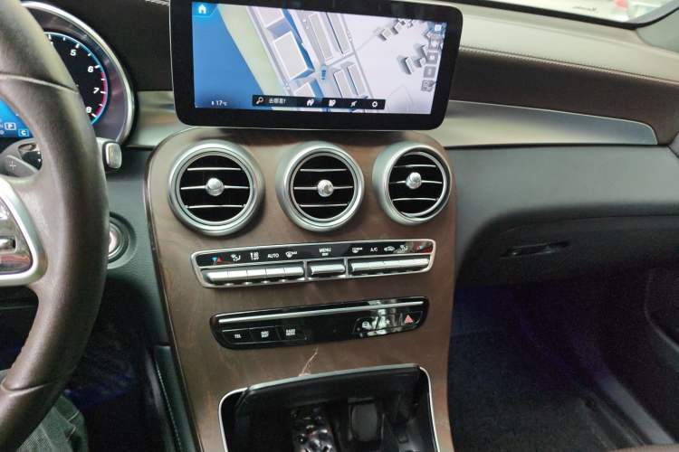 Used Mercedes-Benz GLC 2020 Facelift GLC 300 L 4MATIC Dynamic Edition