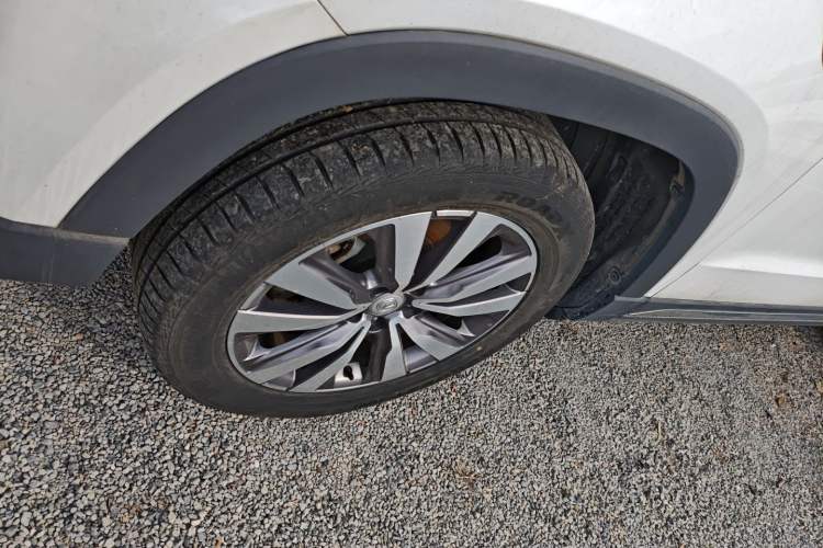 Used Changan CS95 2017 2.0T Two-Wheel Drive Zhitu Edition
