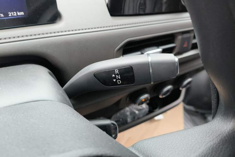 Used JMC E Fushun 2025 Model, Open Window Version, 41.86 kWh, Short Axle, Low-roof Gear Lever