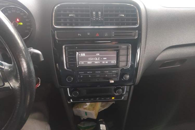 Used Volkswagen Polo 2014 1.6L Automatic Luxury Edition
