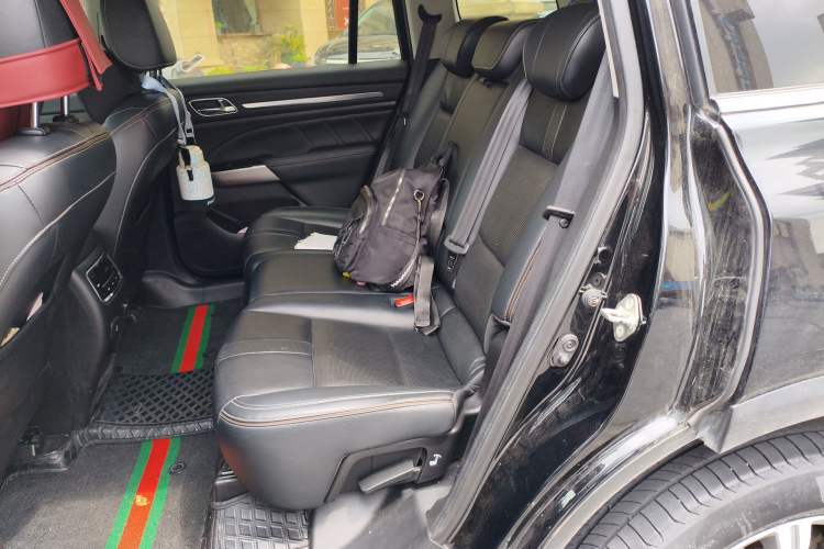 Used GAC Trumpchi GS8 2020 390T Two-Wheel Drive Luxury Smart Connectivity Version (7 Seats) Left Rear Seat