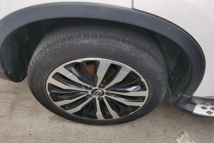 Used GAC Trumpchi GS4 2015 200T G-DCT Luxury Edition Exterior 5