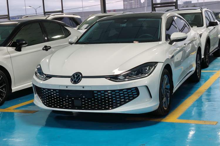 Used Volkswagen Lamando 2024 Lavida L 280TSI DSG Spicy Edition