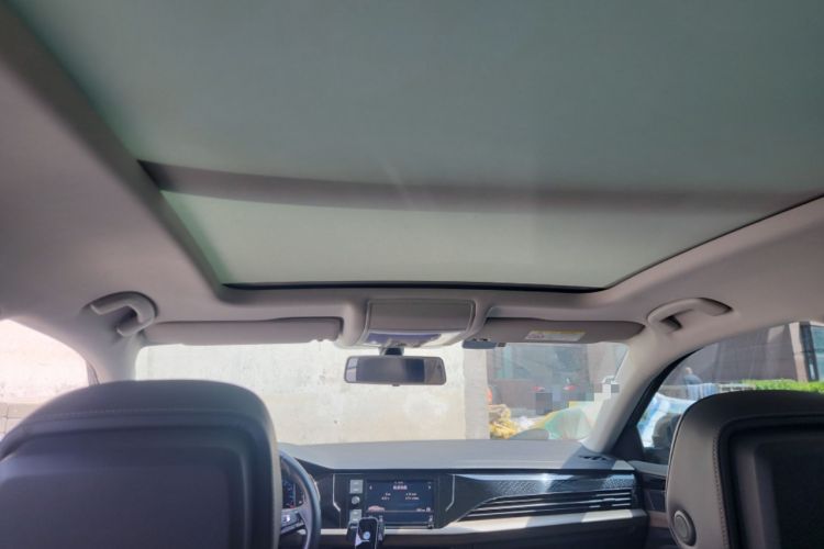 Used Volkswagen Passat 2019 380TSI Luxury Edition China VI Standard Headliner