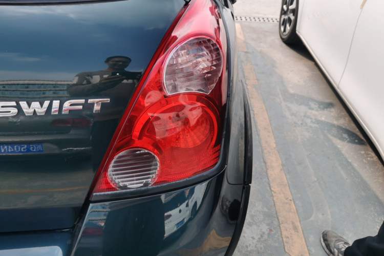 Used Suzuki Swift 2016 1.5L Automatic Fashionable Coolplay Edition