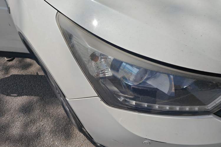 Used Dongfeng Aeolus AX7 2015 2.0L Automatic Zhiyue Version