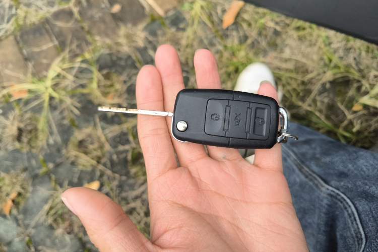 Used Suzuki Swift 2016 1.5L Automatic Fashionable Coolplay Edition
