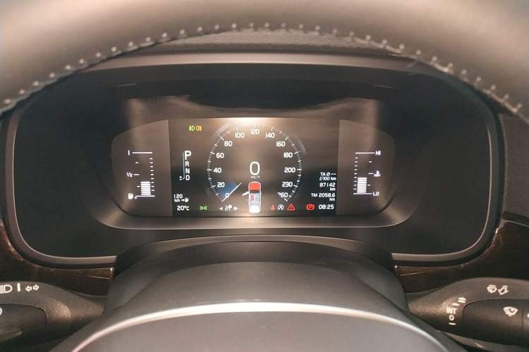 Used Volvo S90 2018 T4 Zhiyuan Edition
