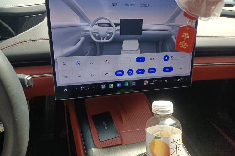 Used Xiaomi Auto SU7 2024 Rear-Drive Long-Range Intelligent Driving Version Audio And AC Panel