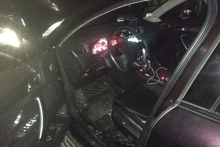 Used DS 6 2016 1.6T Luxury Edition THP160
