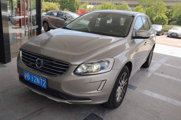 Used Volvo XC60 2016 T5 Smart Upgrade Model