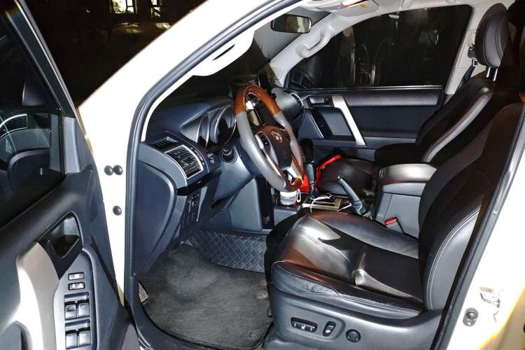 Used Toyota Prado 2016 2.7L Automatic Standard Edition