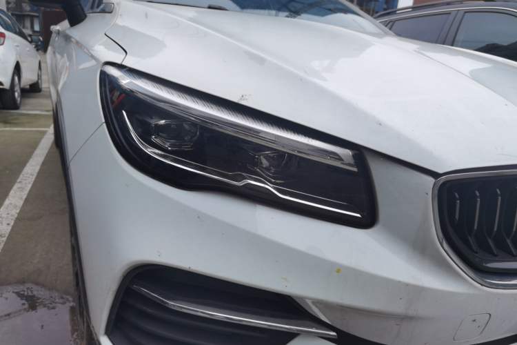 Used Geely Auto Emgrand S 2021 1.4T CVT Prestige Edition Right Front Headlight