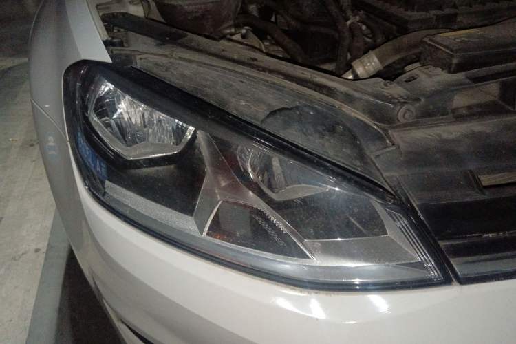 Used Volkswagen Golf 2016 230TSI Automatic Luxury Version
