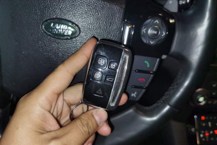 Used Land Rover Discovery 2014 3.0 SC V6 HSE