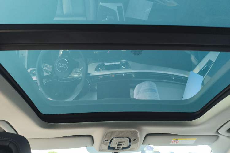 Used Audi A4L 2022 40 TFSI Luxury Dynamic Model