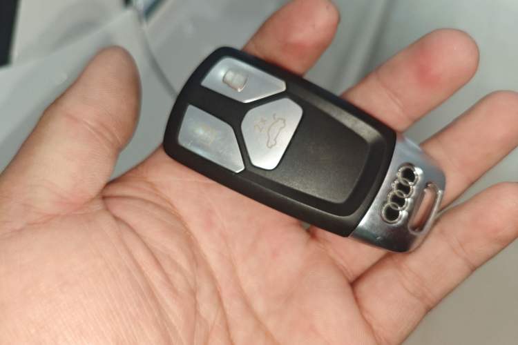 Used Audi Q5L 2022 45T Luxury Dynamic Model
