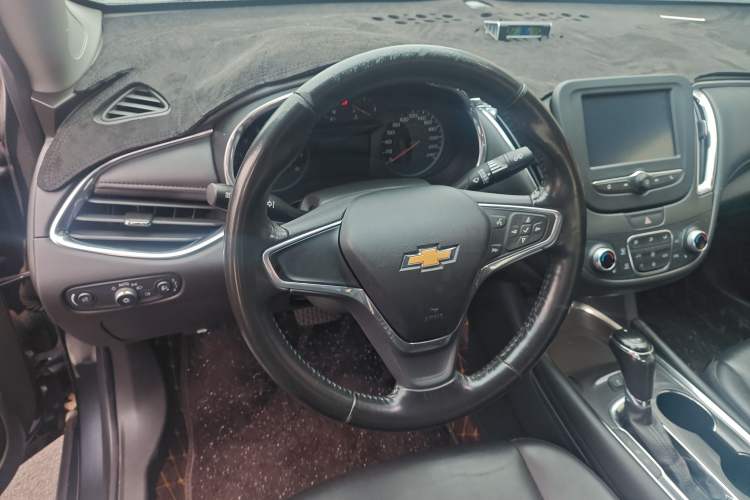 Used Chevrolet Malibu XL 2018 530T Automatic RuiChi Edition Steering Wheel