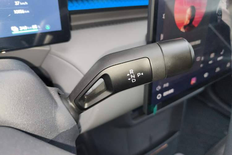 Used Lynk & Co Z20 2025 530 km Range Rear-Wheel Drive Max