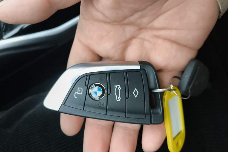 Used BMW i3 2024 eDrive 35 L Vehicle Key