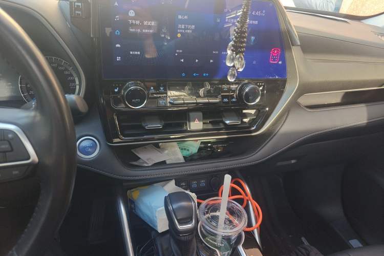 Used Toyota Highlander 2022 Dual-Engine 2.5L Four-Wheel Drive Prestige Version 7 Seats Audio And AC Panel