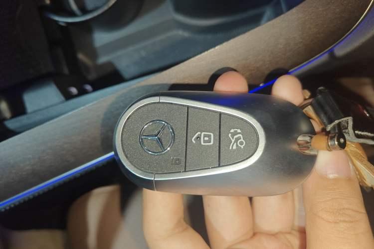 Used Mercedes-Benz E-Class 2025 Facelift E 300 L Luxury Edition