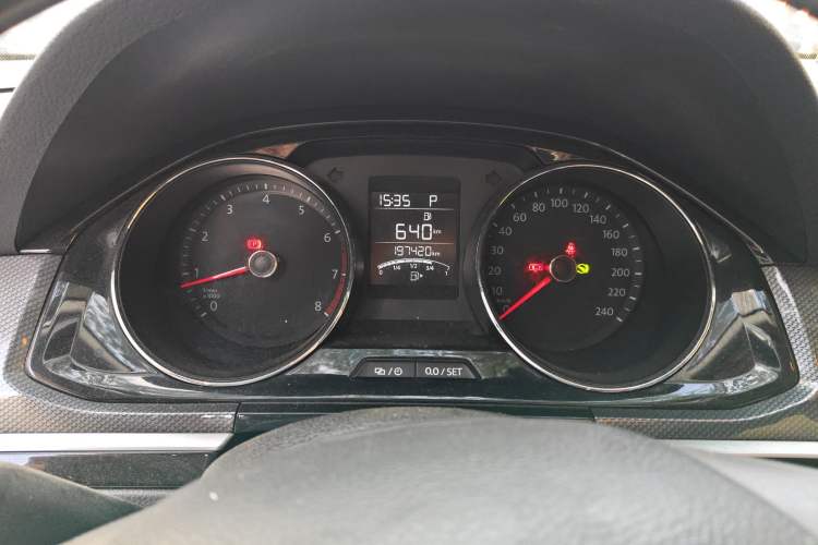 Used Volkswagen C-TREK 2017 230TSI DSG Comfort Version